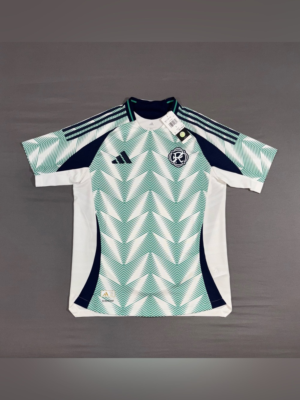 Men’s Adidas New England Revolution MLS Authentic Jersey White Size LARGE